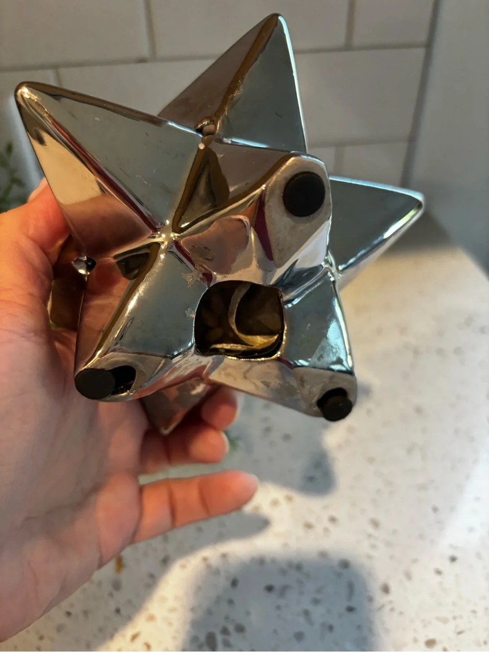 Celestial Design silver Ceramic Star for potpourri/essential oil  holder